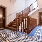 Cadena Gallery Apartments Mehoffer